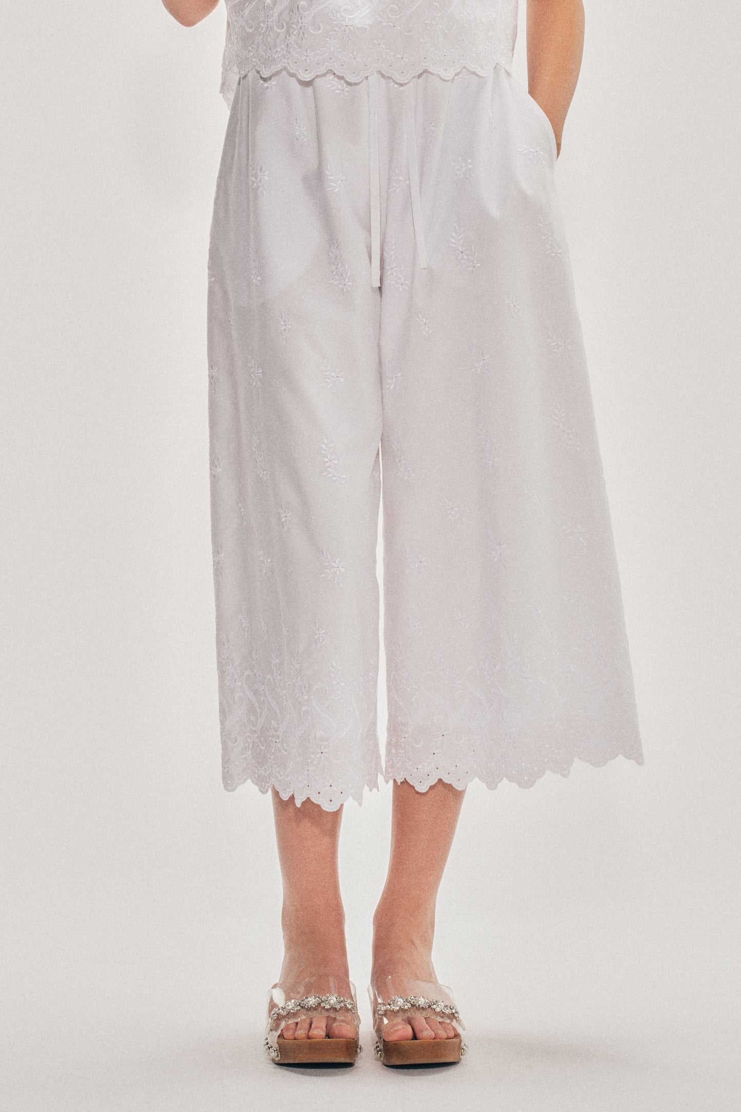 Cropped Easy Trousers