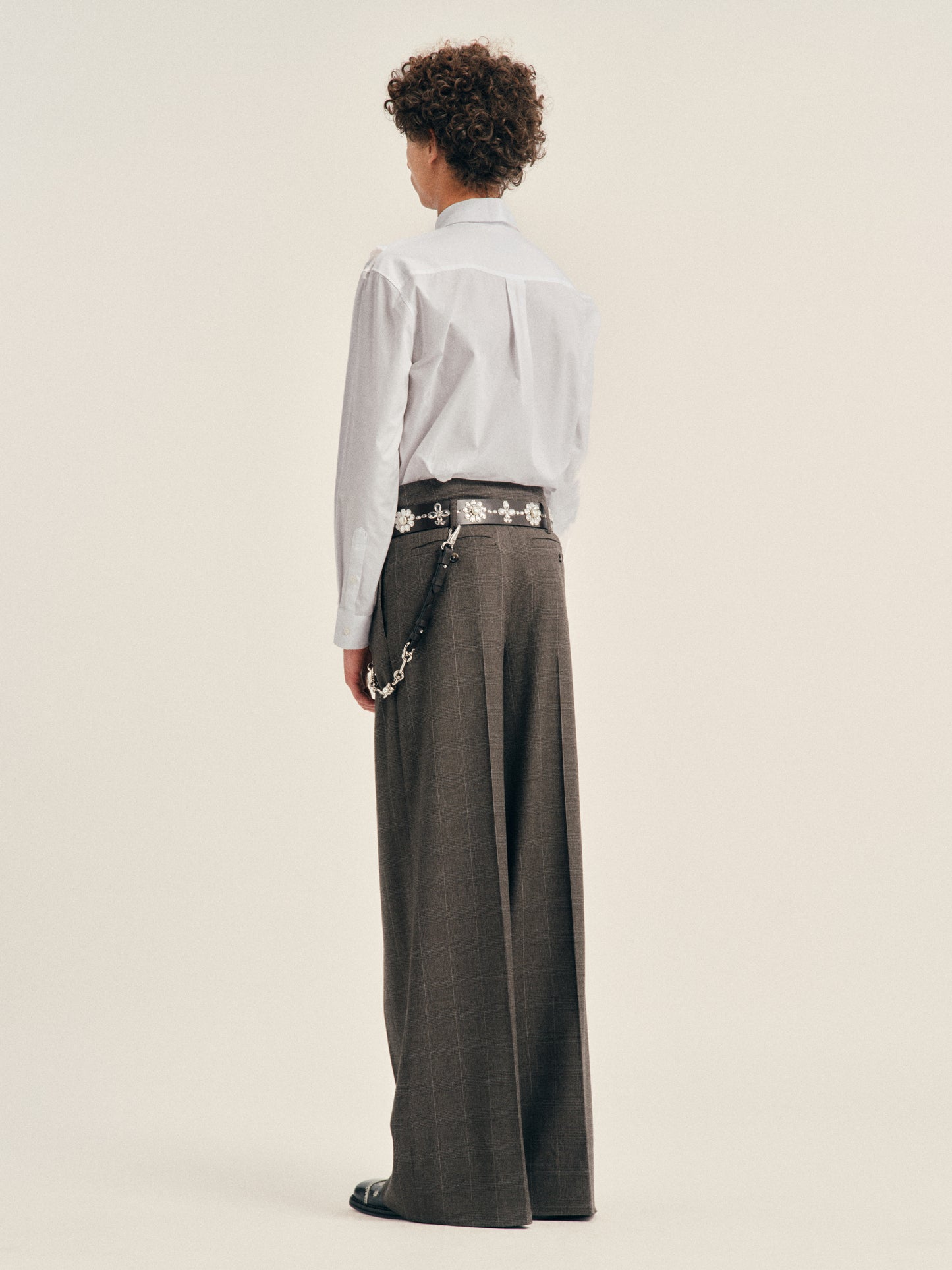 Ruffle Slash Classic Concealed Button Shirt