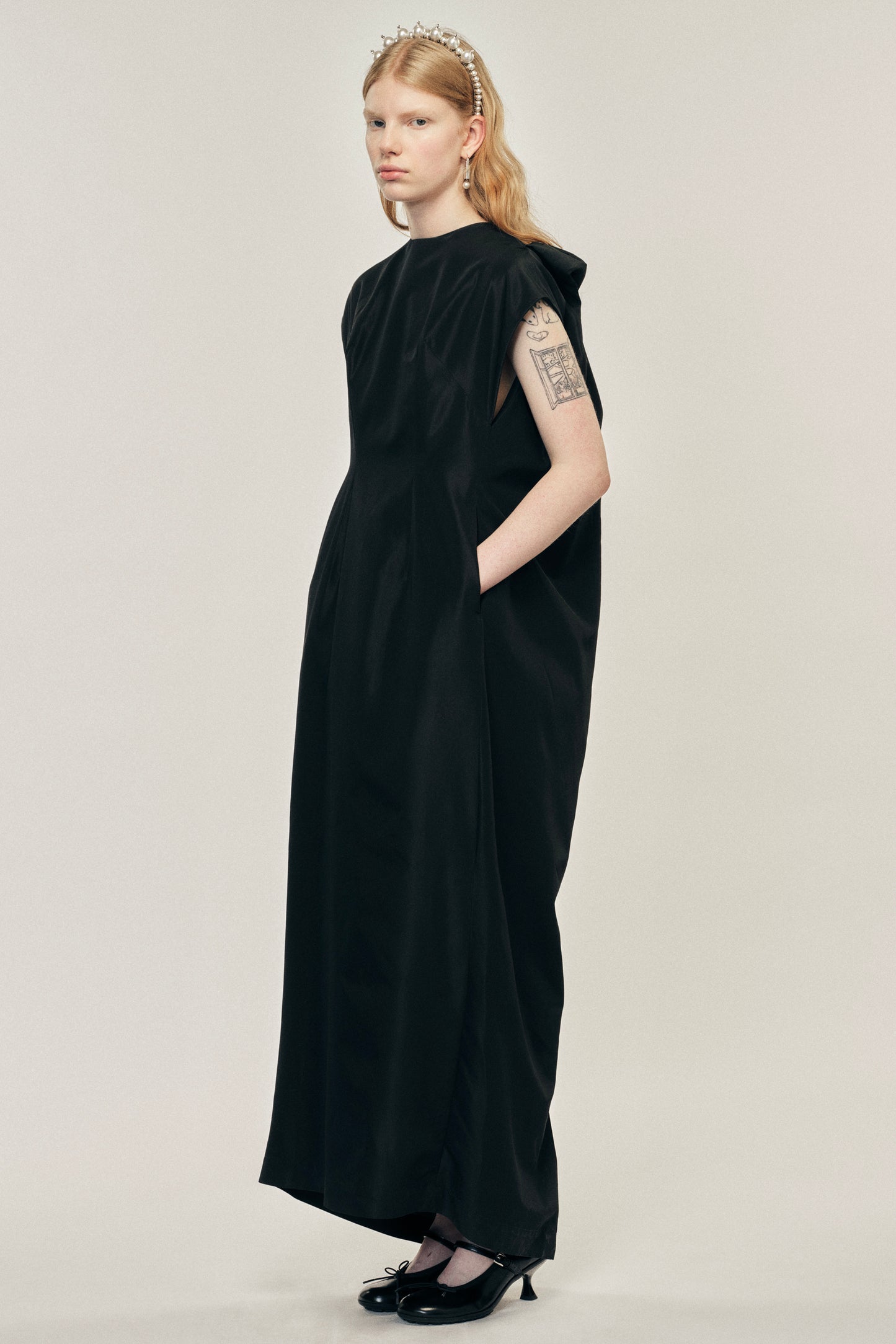 Fitted Back Ruched Detail Chain Dress