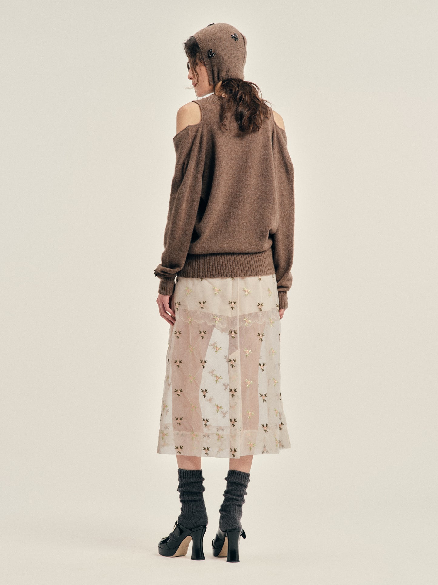 Embellished Relaxed Cashmere Slash V-Neck Jumper