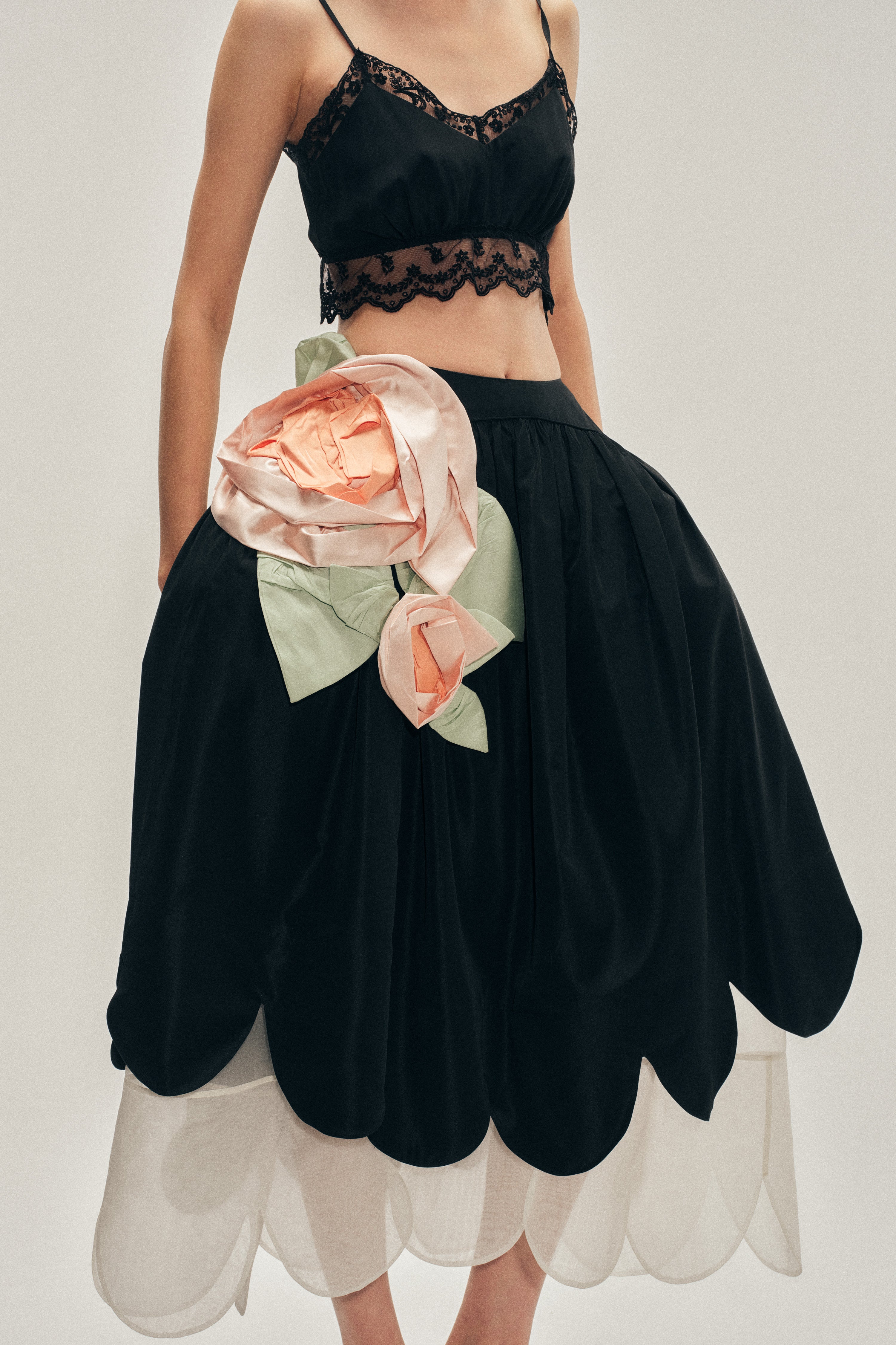 Pressed Rosette Petal Hem Basque Skirt – Simone Rocha
