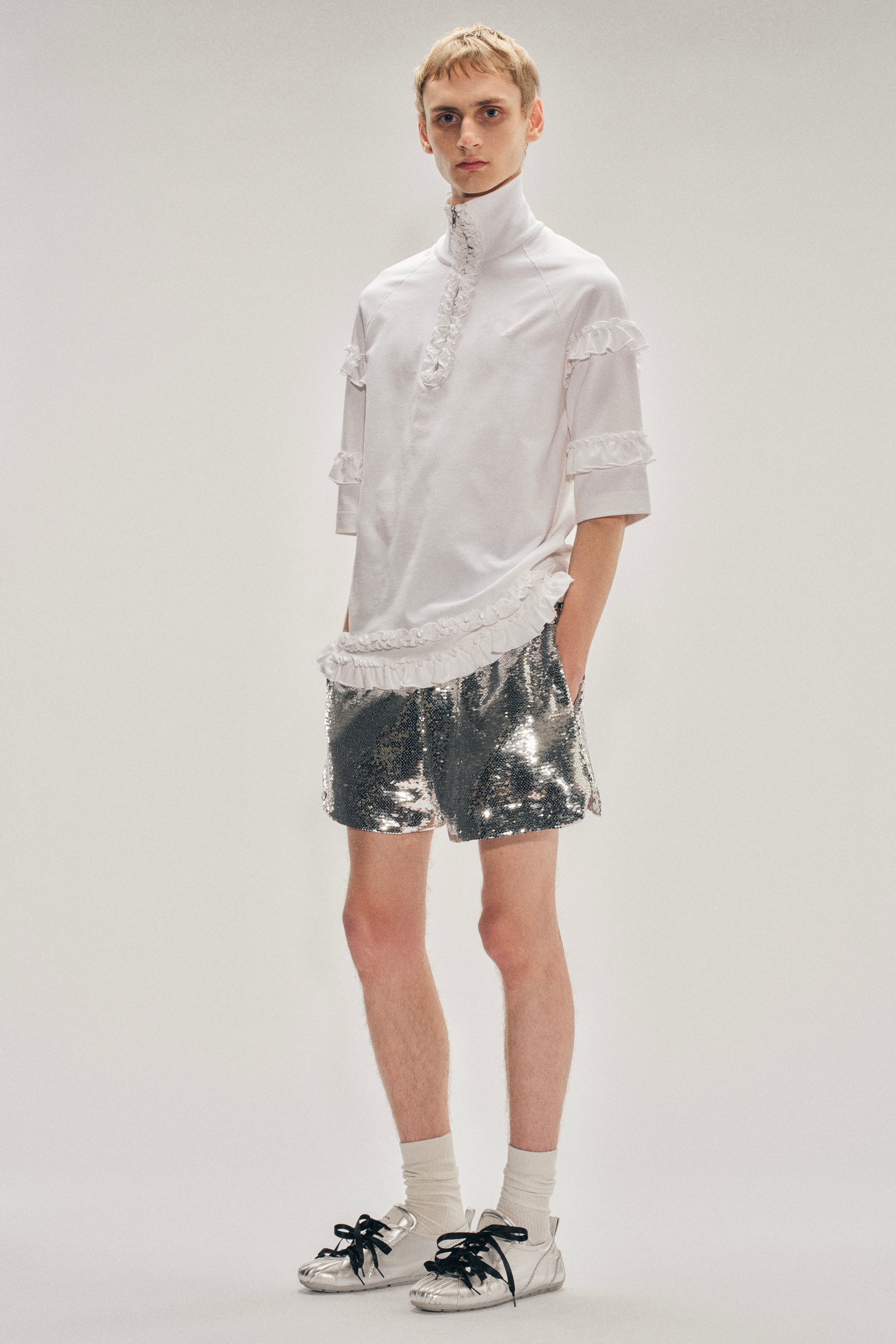 Mock Neck Ruffle Frill Zip T-Shirt – Simone Rocha