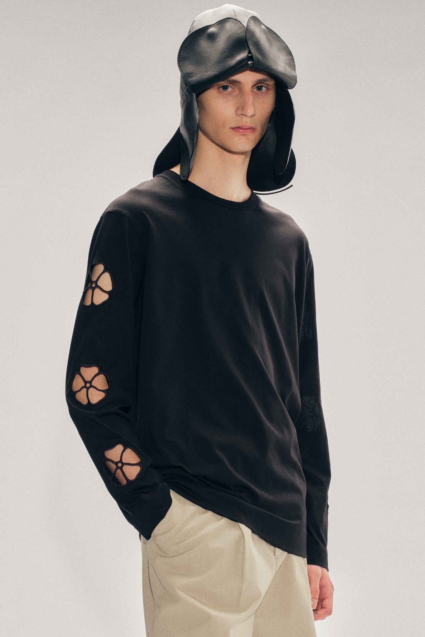 Daisy Cutout Long Sleeve T-Shirt