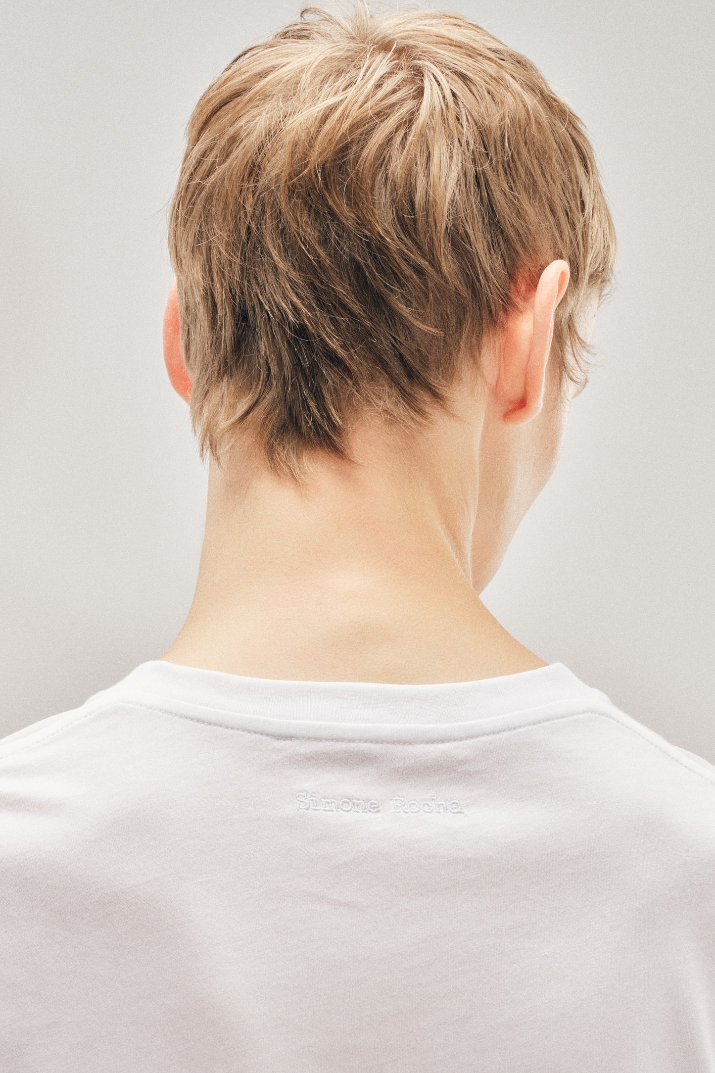 Fitted Pressed Rosette T-Shirt