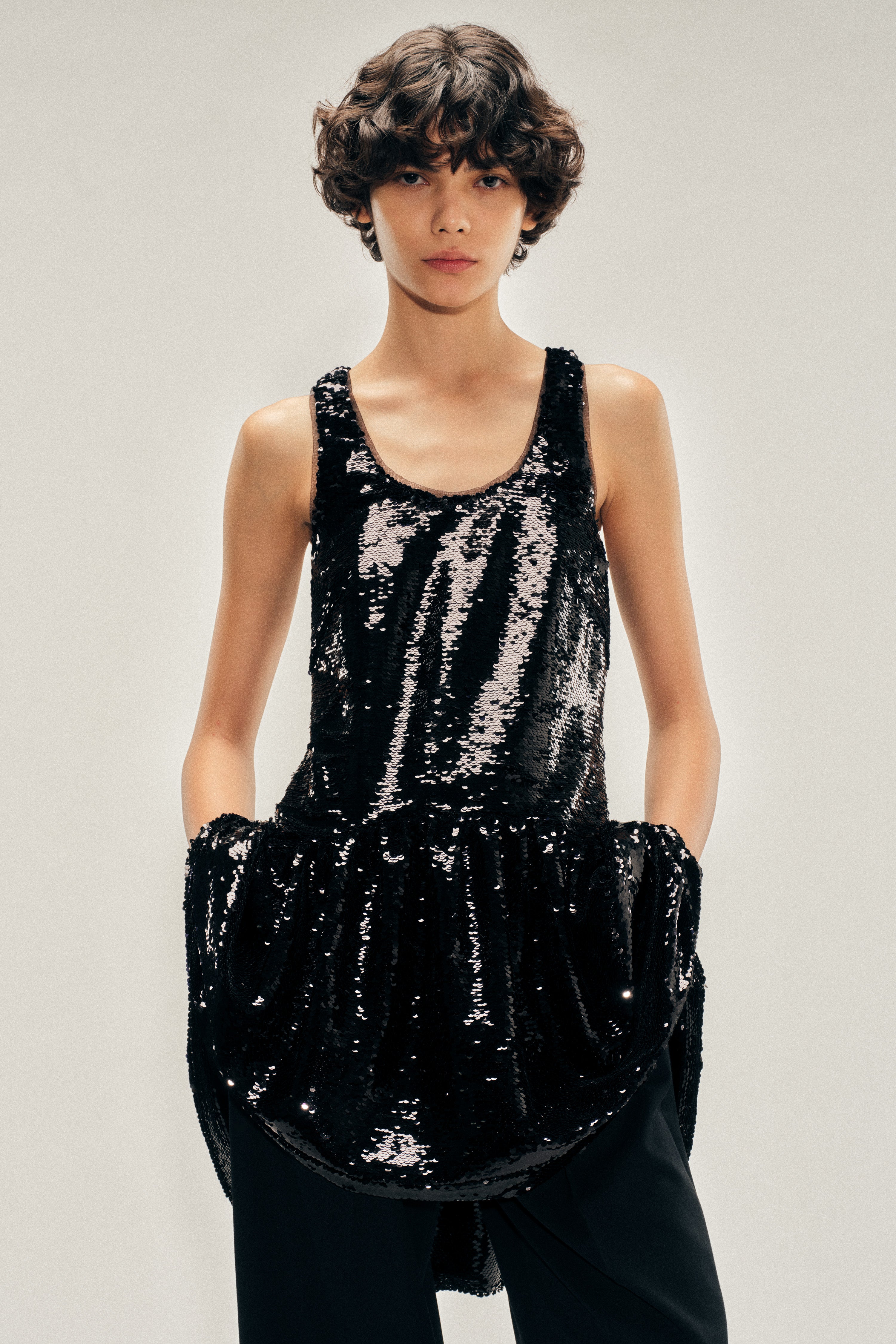 【新品】Acka. tulle peplum tee Tapered Back Peplum Mini Dress – Simone Rocha