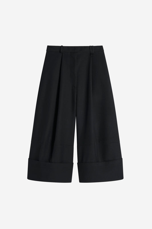 Sculpted Cropped Trousers