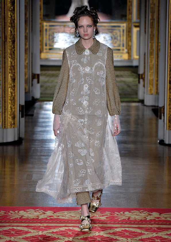 Autumn/Winter 2016 Collection Simone Rocha Autumn/Winter 2016 Collection Simone Rocha