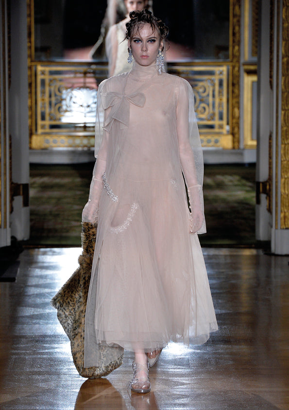 Autumn/Winter 2016 Collection – Simone Rocha