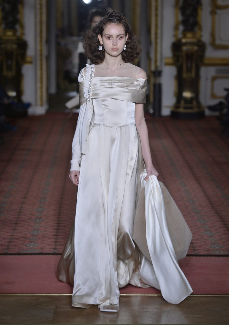 Autumn/Winter 2020 Collection Simone Rocha Autumn/Winter 2020 Collection Simone Rocha