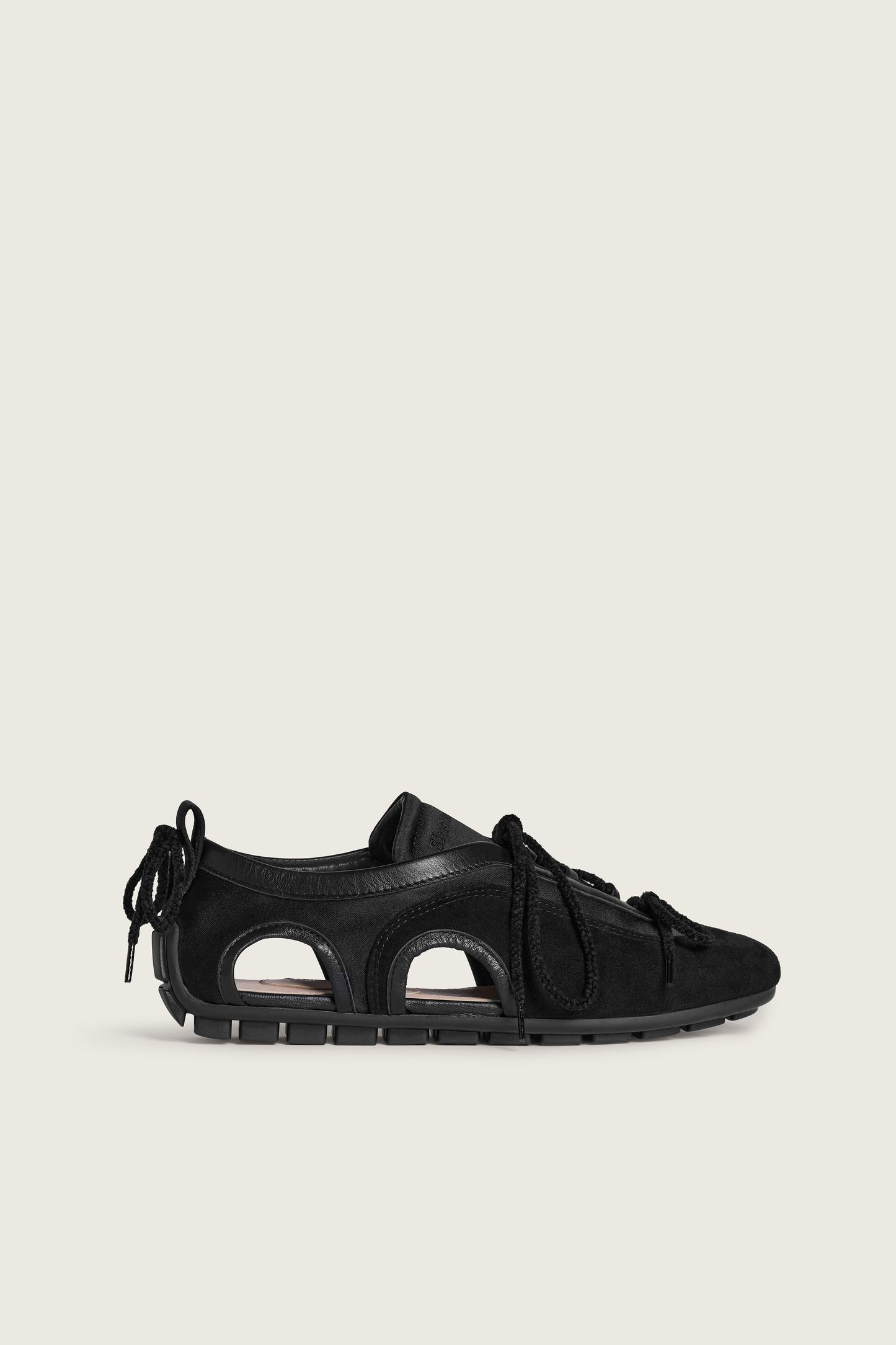 Cutout Ballerina Grip Trainer