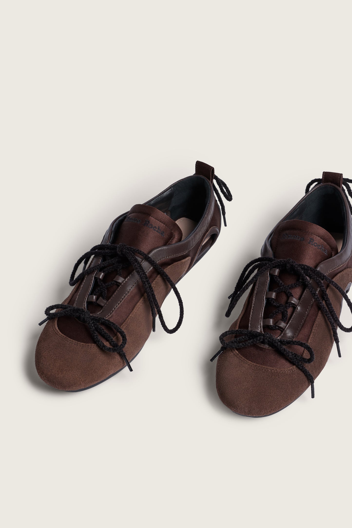 Cutout Ballerina Grip Trainer