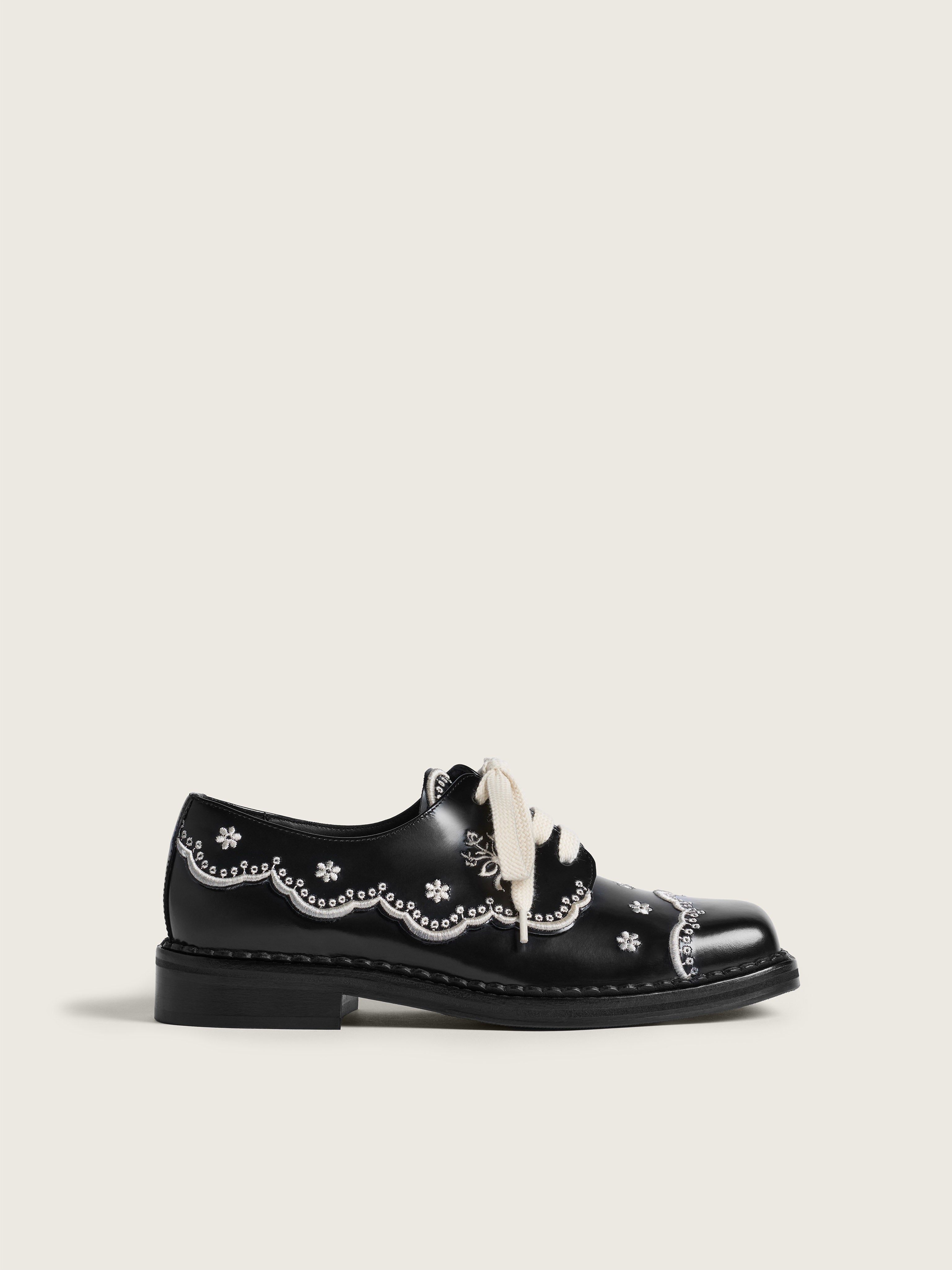 Autumn Winter 2026 – Simone Rocha
