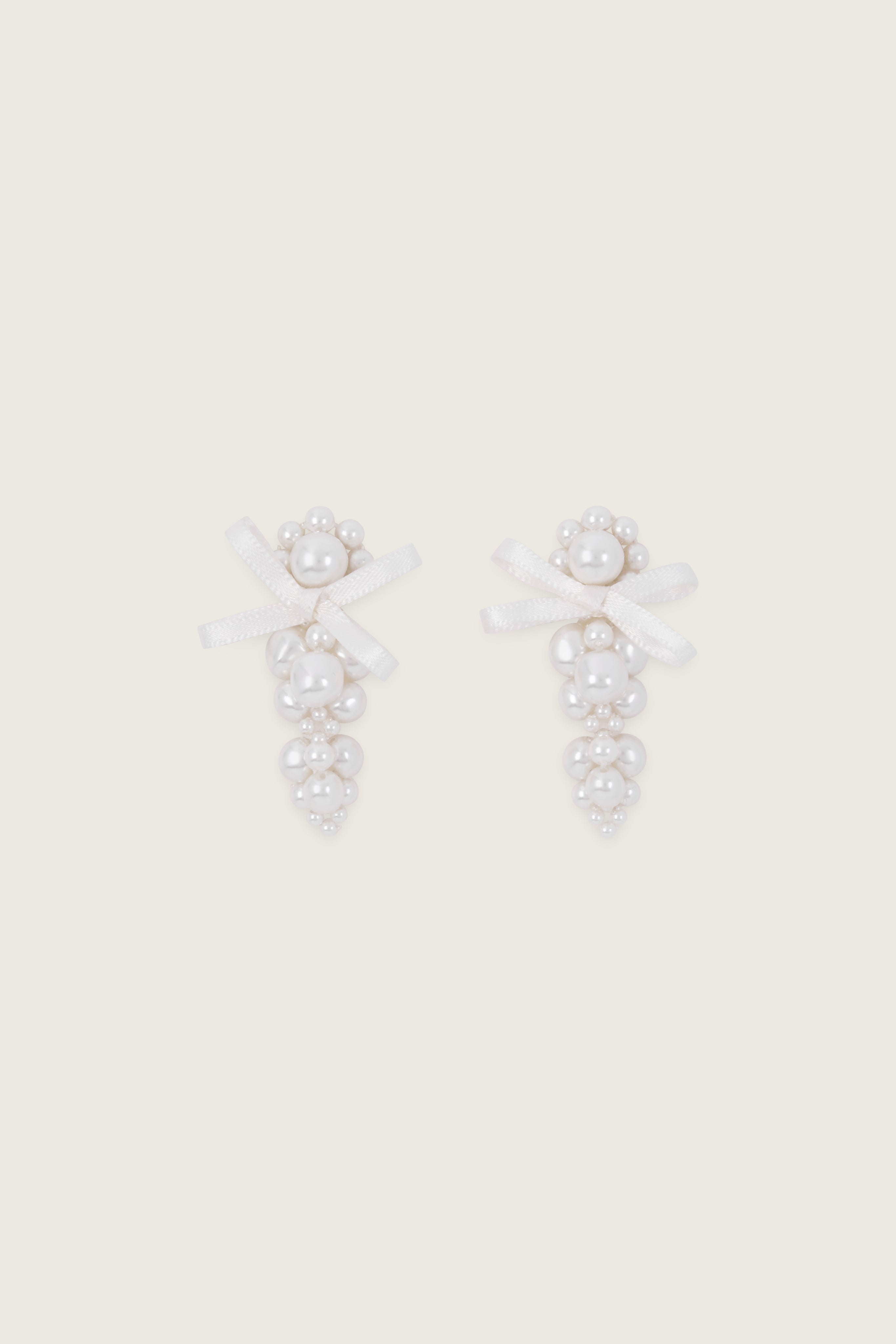アクセサリーその他 SIMONE ROCHA Woman Jewel Black ERG410S0904 PEARL SIMONE ROCHA: Jewel woman - Black | Simone Rocha jewel