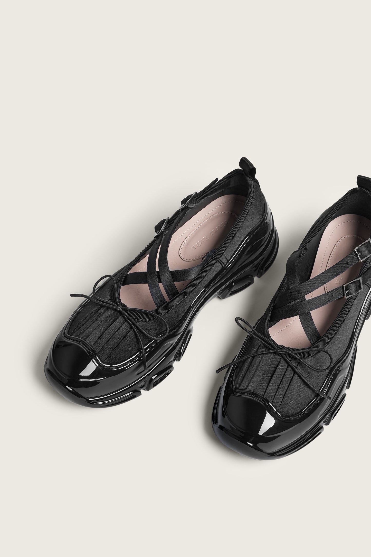 Tracker Ballerina