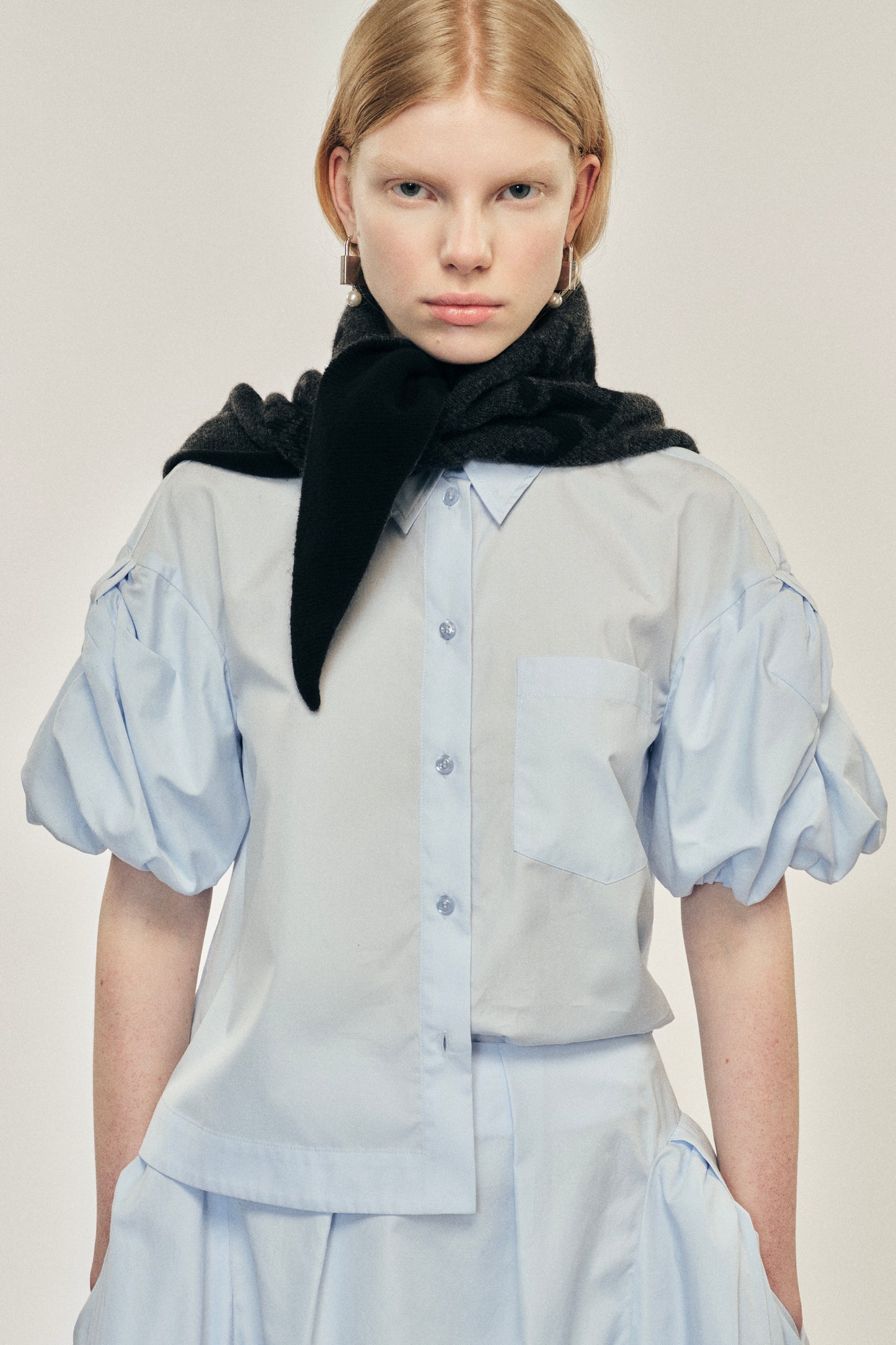 Graphic Logo Knit Neckerchief