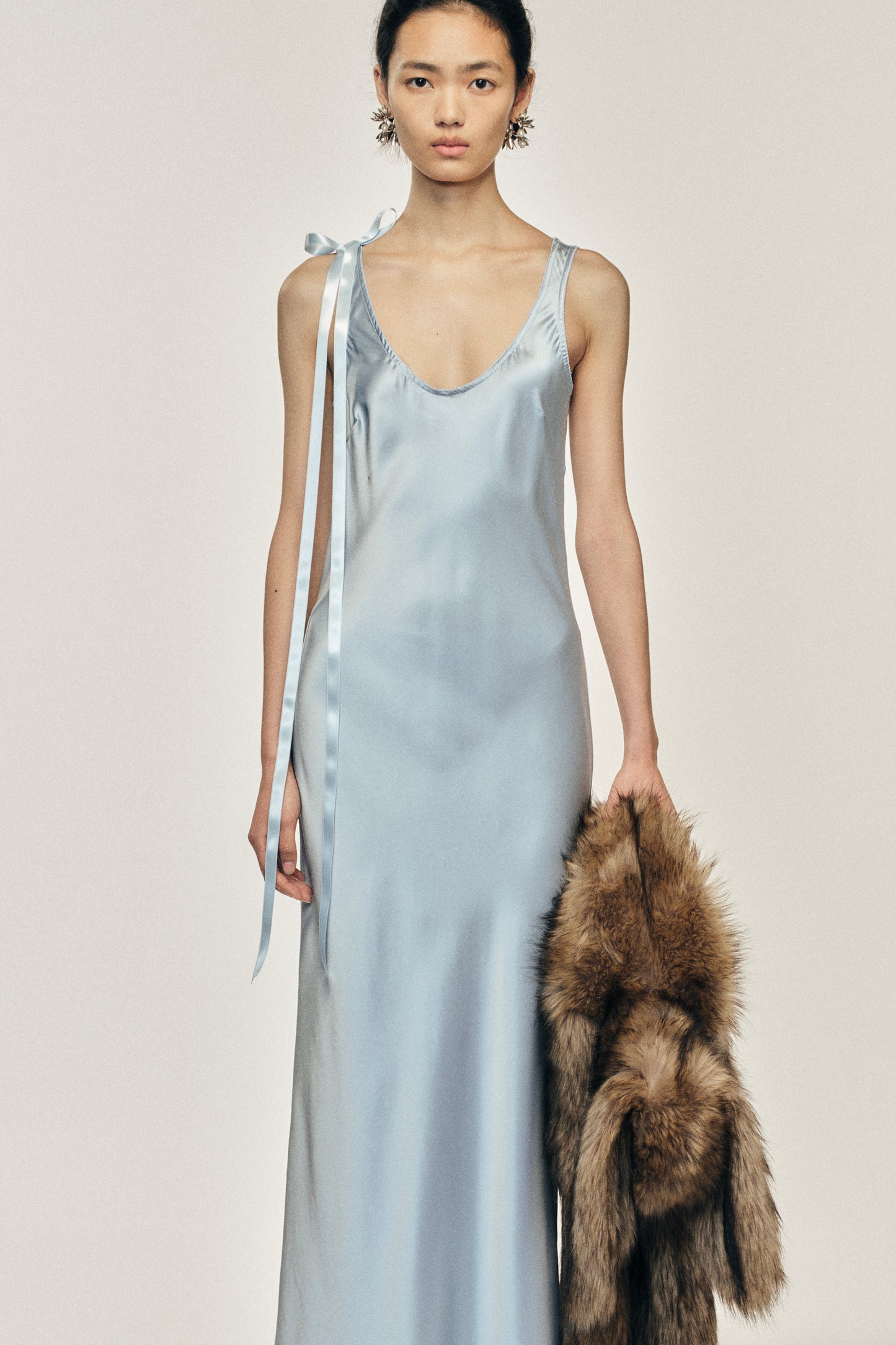 Bow Detail Scoop Neck Camisole Dress