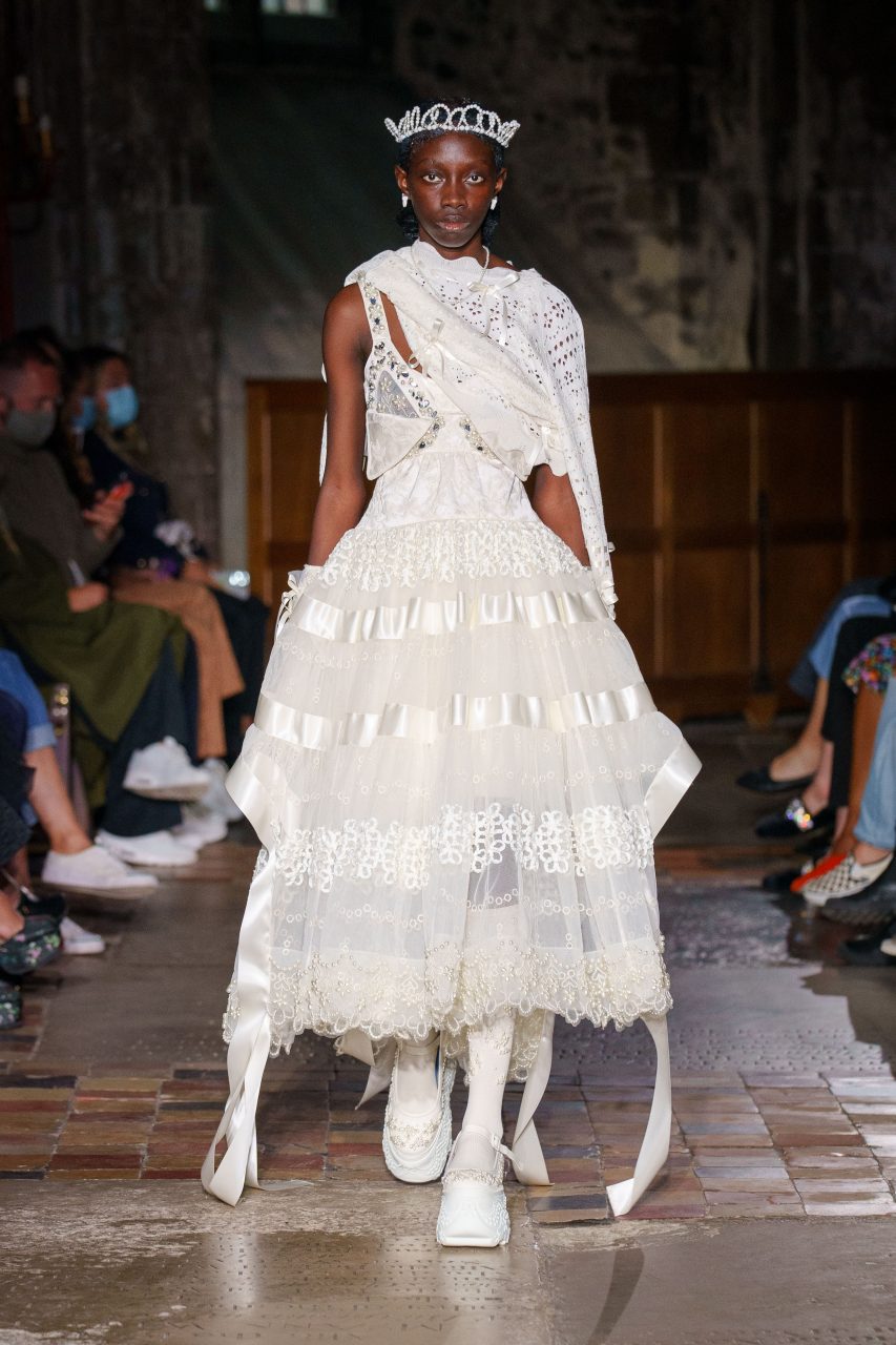 Spring/Summer 2022 Collection – Simone Rocha